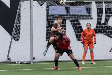 Bild 261 - wBJ FC St. Pauli - Walddoerfer SV : Ergebnis: 3:4